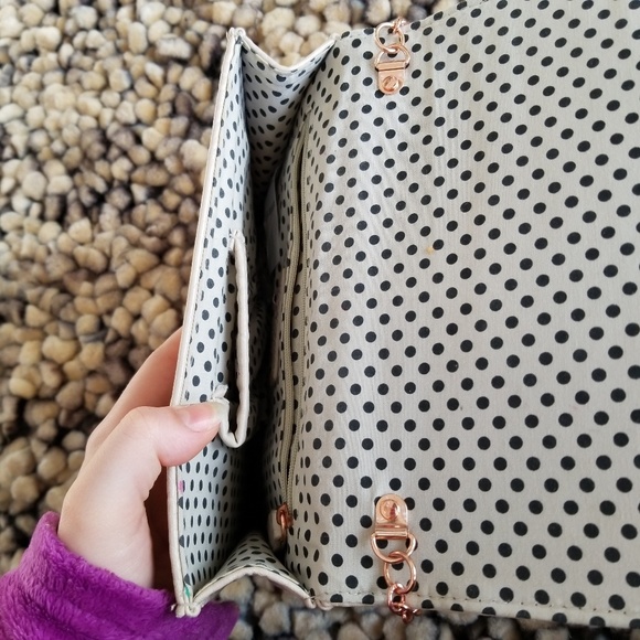 Cream purse - Picture 4 of 4